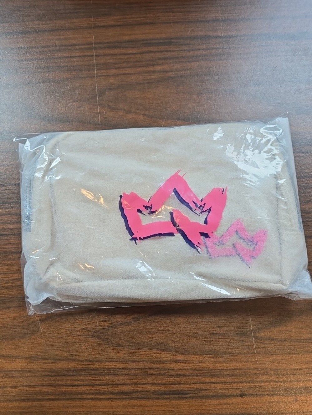 Beige Crossbody Fanny Pack with Pink Graphic Accent - Picture 2 of 6